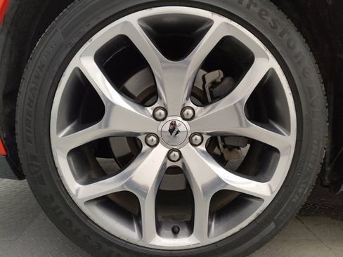 Used 2015 Dodge Challenger SXT Plus RWD image 31