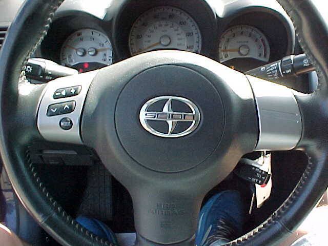 Used 2010 Scion tC FWD image 28