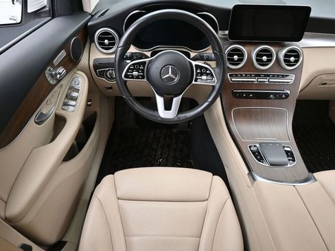 Used 2022 Mercedes-Benz GLC 300 4MATIC image 12