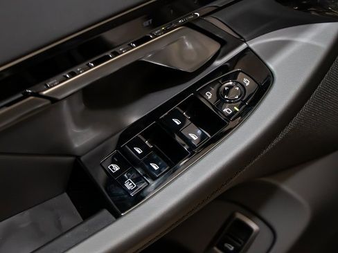 New 2026 BMW 530i xDrive w/ M Sport Package image 14