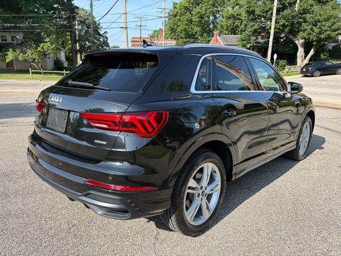Used 2021 Audi Q3 2.0T Premium w/ Convenience Package AWD/4WD image 9