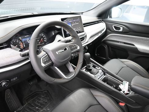 New 2026 Jeep Compass Latitude AWD/4WD image 16