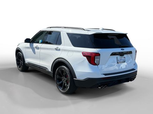 Used 2023 Ford Explorer ST w/ Equipment Group 401A AWD/4WD image 3