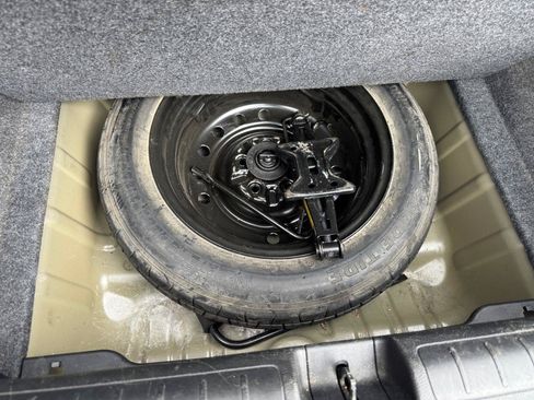 Used 2019 Honda Accord LX image 27