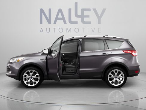 Used 2013 Ford Escape Titanium w/ Parking Technology Pkg FWD image 2