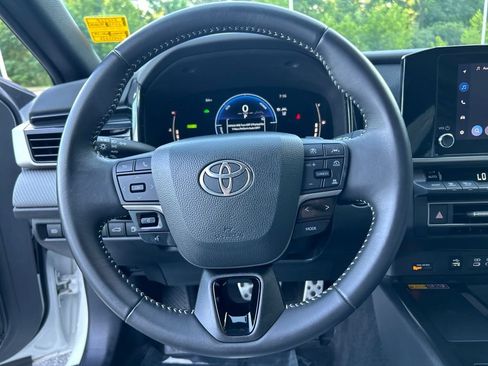 Certified 2025 Toyota Camry SE w/ Convenience Package FWD image 14