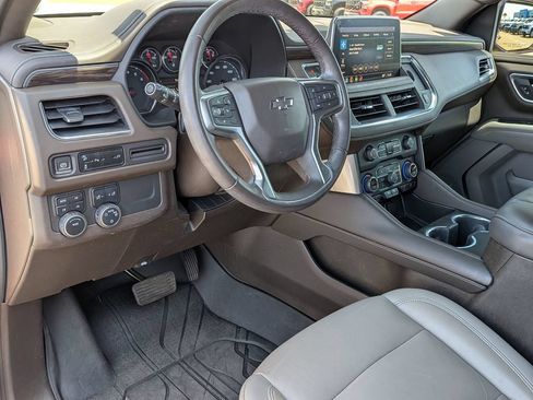 Used 2021 Chevrolet Tahoe Z71 AWD/4WD image 36