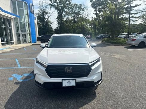 Used 2024 Honda CR-V EX-L image 3