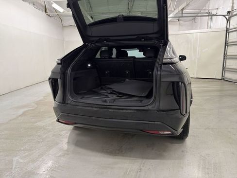 Used 2024 Cadillac Lyriq Sport image 27