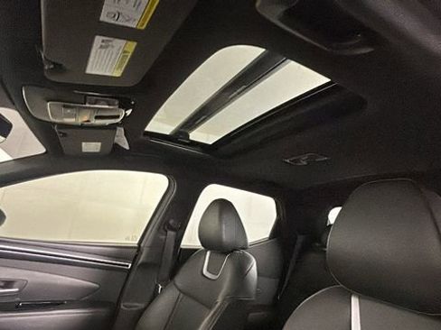 Certified 2022 Hyundai Santa Cruz Limited AWD/4WD image 12