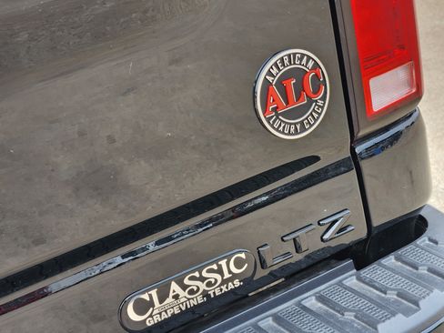 New 2026 Chevrolet Silverado 2500 LTZ w/ LTZ Plus Package image 9