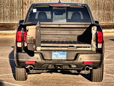 Certified 2025 Honda Ridgeline TrailSport image 37