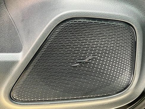 Certified 2026 Mercedes-Benz GLB 250 4MATIC image 30