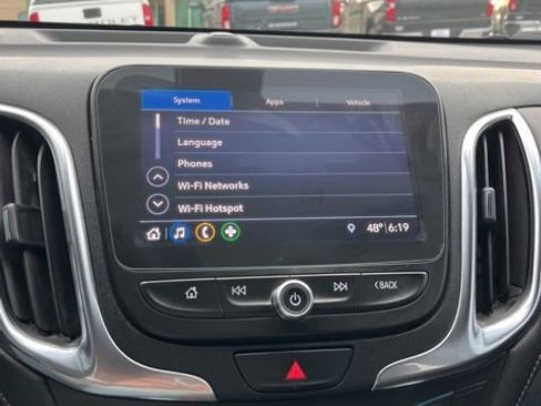 Used 2021 Chevrolet Equinox Premier image 42