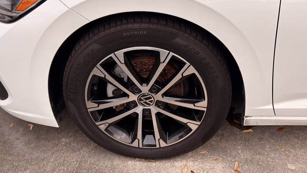 Used 2023 Volkswagen Jetta Sport FWD image 11