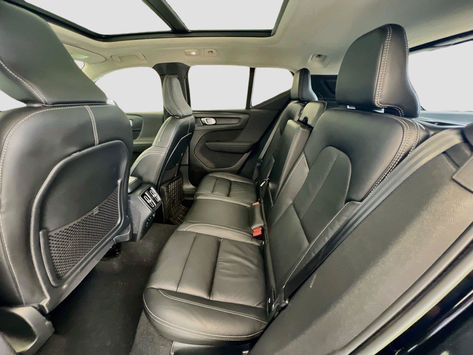 Used 2023 Volvo XC40 B5 Ultimate w/ Protection Package Premier AWD/4WD image 24