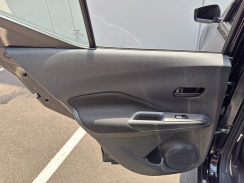 Used 2021 Nissan Kicks S FWD image 34