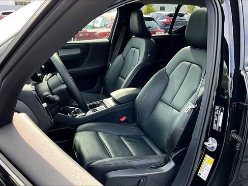 Certified 2023 Volvo XC40 B5 Plus w/ Driver Assist Package image 8