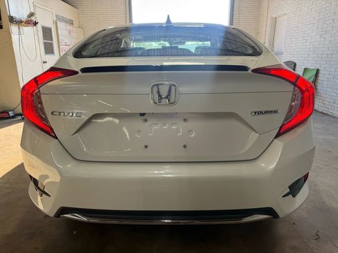 Used 2019 Honda Civic Touring image 6