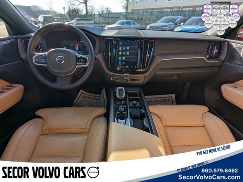 Certified 2023 Volvo XC60 B6 Ultimate w/ Protection Package Premier image 20