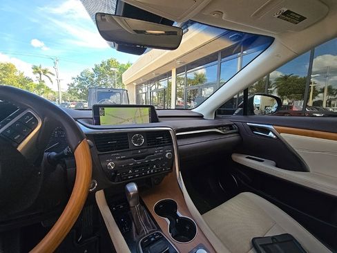 Used 2019 Lexus RX 350 FWD image 18