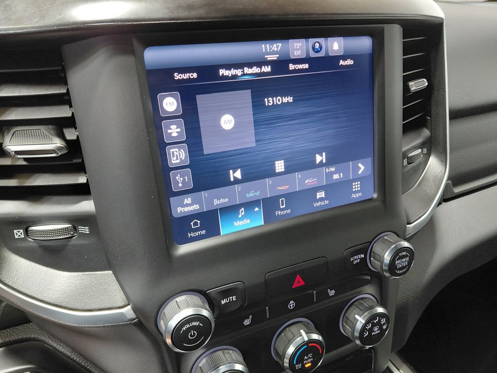 Used 2023 RAM 1500 Big Horn AWD/4WD image 36