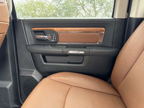 Used 2017 RAM 1500 Laramie Longhorn image 15