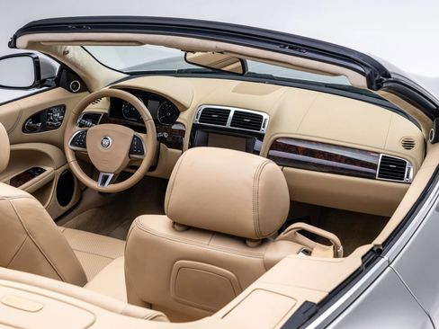 Used 2012 Jaguar XK Convertible RWD image 20