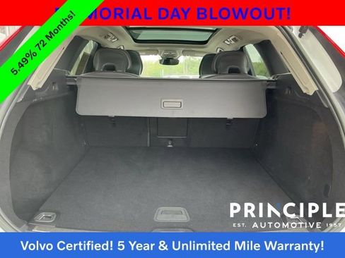 Certified 2023 Volvo XC60 B5 Core FWD image 15