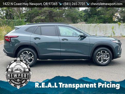 New 2026 Chevrolet Trax LT w/ LT Convenience Package FWD image 4