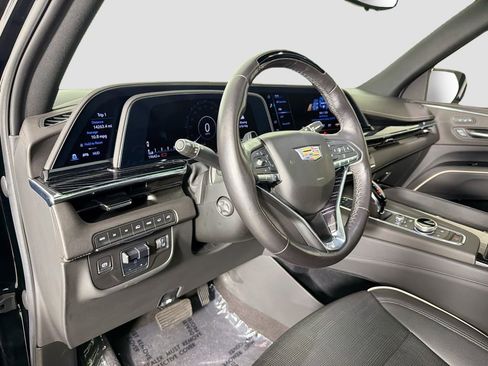 Used 2022 Cadillac Escalade ESV Sport w/ Touring Package AWD/4WD image 9