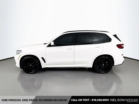 Used 2022 BMW X5 xDrive40i w/ M Sport Package AWD/4WD image 8