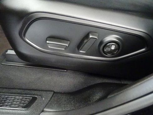 Certified 2025 Jeep Grand Cherokee Laredo X w/ Luxury Tech Group I AWD/4WD image 3