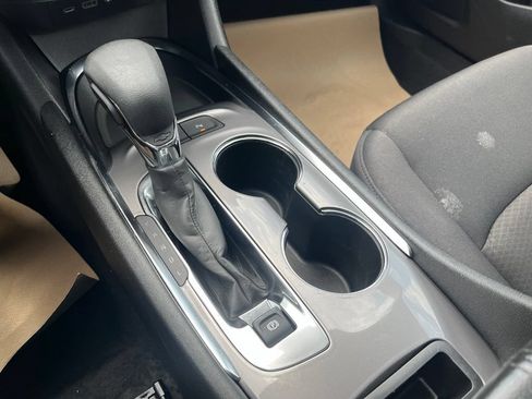 Used 2025 Chevrolet Malibu LT FWD image 20