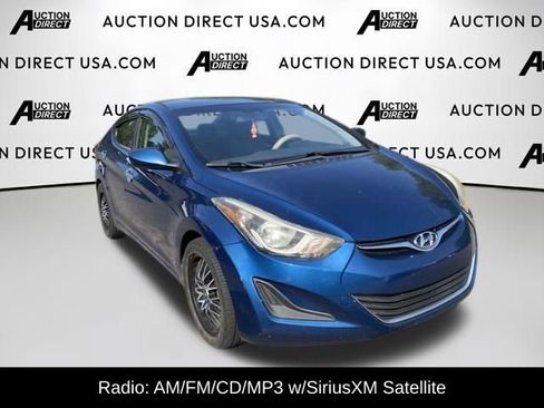 Used 2014 Hyundai Elantra SE FWD image 3