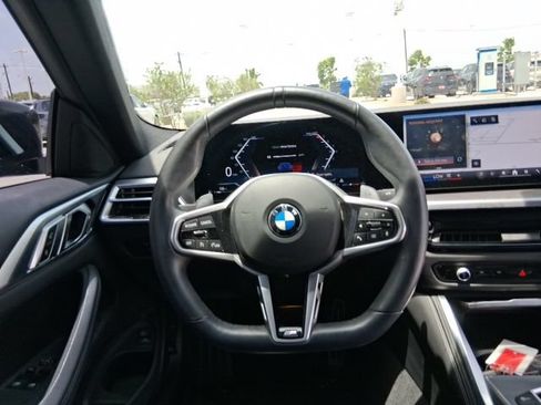 Used 2025 BMW 430i Coupe w/ M Sport Package RWD image 9