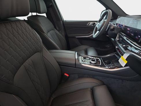 New 2026 BMW X5 xDrive50e w/ Executive Package AWD/4WD image 9