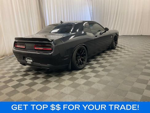 Used 2016 Dodge Challenger R/T Scat Pack w/ Leather Interior Group RWD image 3