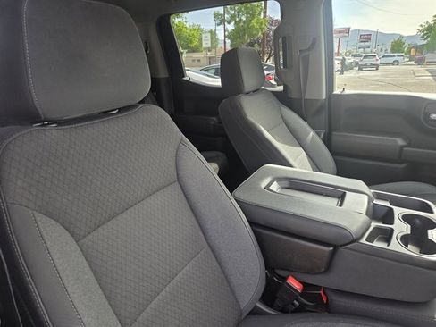 Used 2022 Chevrolet Silverado 1500 Custom AWD/4WD image 8