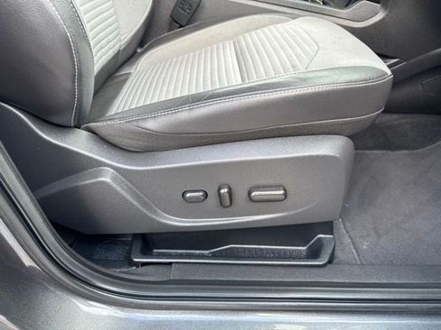 Used 2017 Ford Escape Titanium AWD/4WD image 30