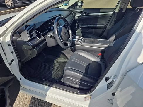 Used 2018 Honda Civic EX-L image 16