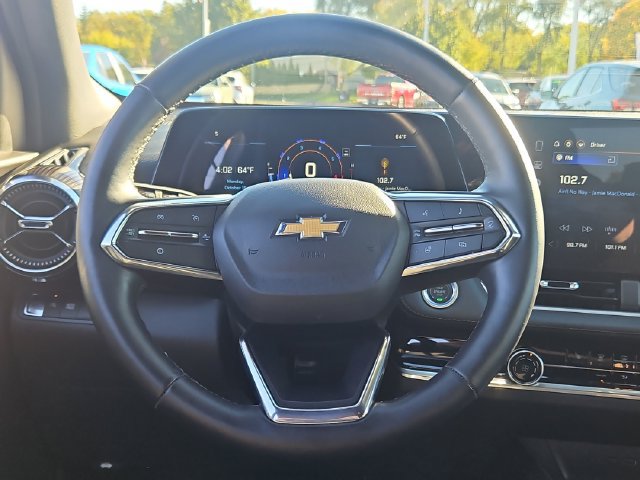 Used 2025 Chevrolet Equinox LT FWD image 14