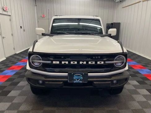 Used 2025 Ford Bronco Outer Banks AWD/4WD image 7