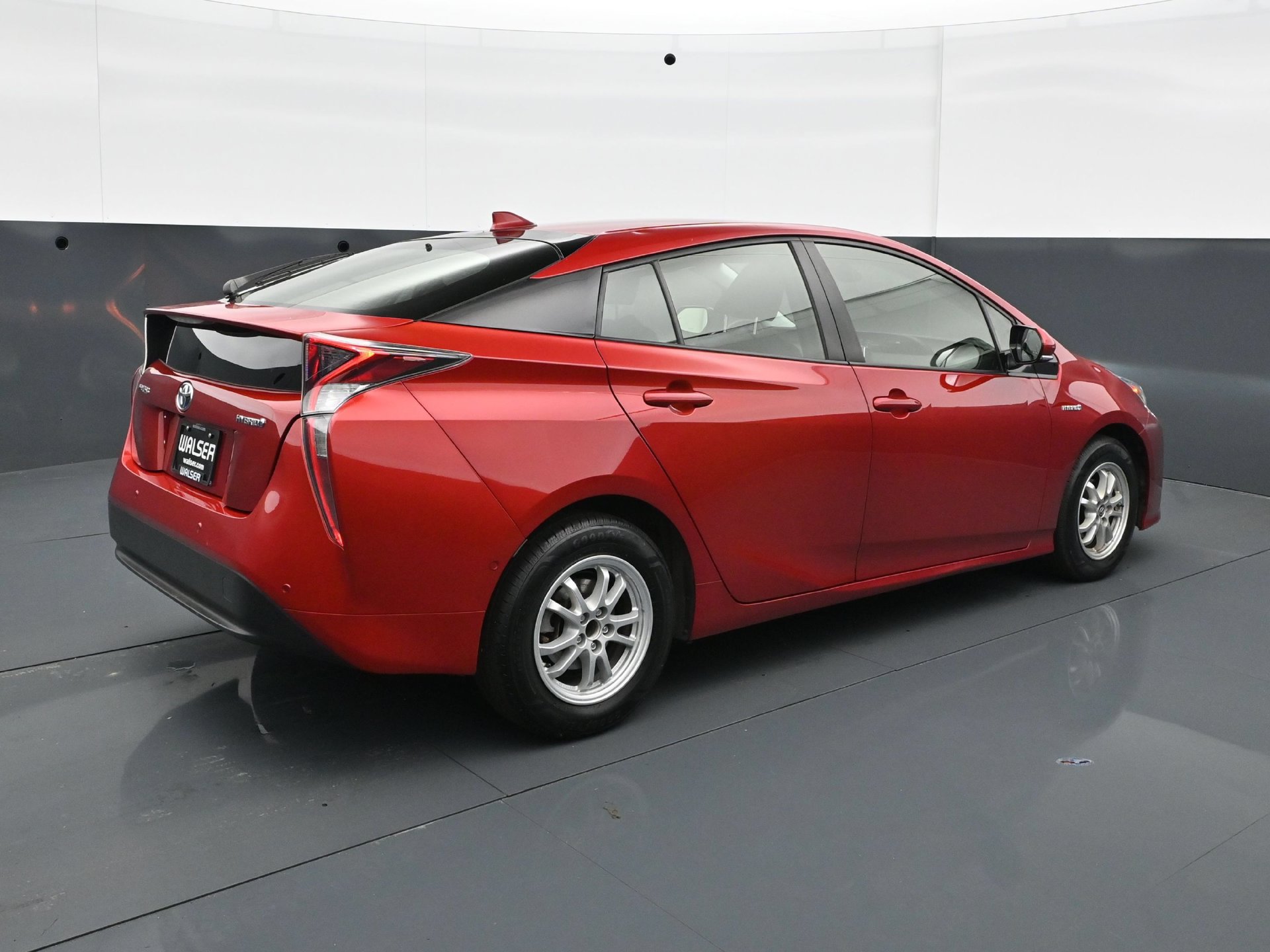 Used 2018 Toyota Prius Two w/ Prius Two Safety Plus Package FWD image 7