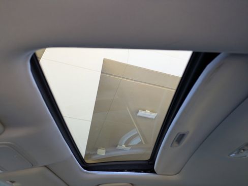 Used 2011 Honda CR-V EX-L image 17