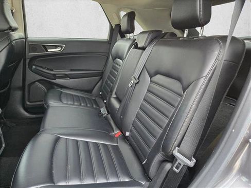 Used 2023 Ford Edge SEL image 18
