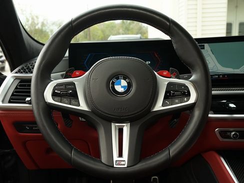 Used 2025 BMW X6 M Competition image 12