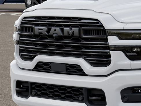 New 2026 RAM 3500 Laramie AWD/4WD image 17