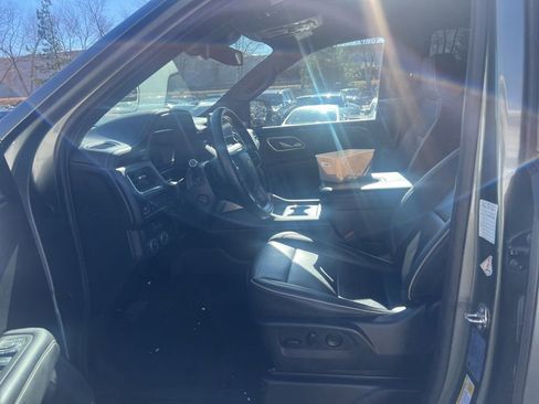 Used 2024 Chevrolet Tahoe Premier image 5
