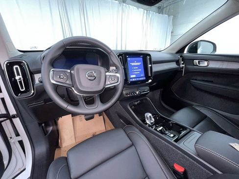 New 2026 Volvo XC40 B5 Plus w/ Protection Package Premier image 6